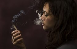 Γιατί το φλερτ όταν είσαι πληγωμένη δεν είναι καλή ιδέα