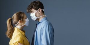 Πως να αποφύγεις την ένταση στη σχέση τώρα στην καραντίνα