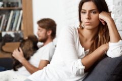 Θέλει να σε χωρίσει: Πως θα το καταλάβεις